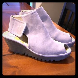 Fly London 11 42 size wedges